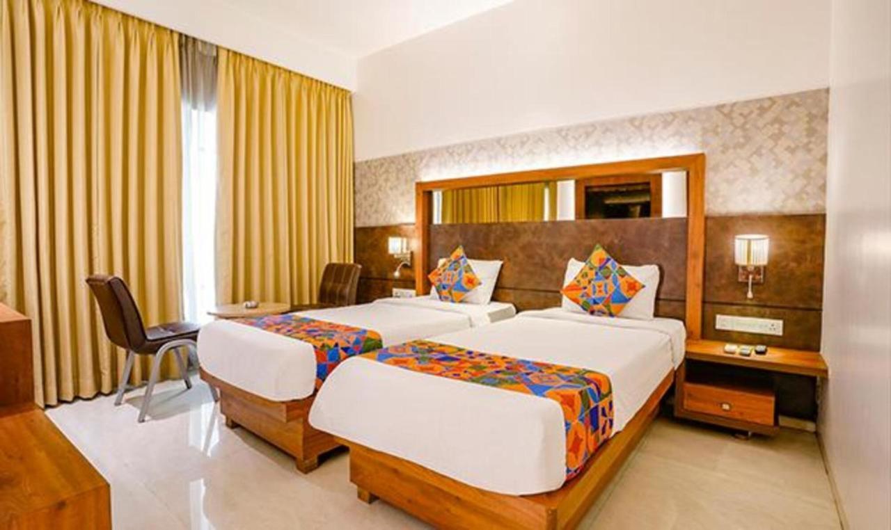 Srikrishna Paradise Hotel Thane Navi Mumbai Luaran gambar